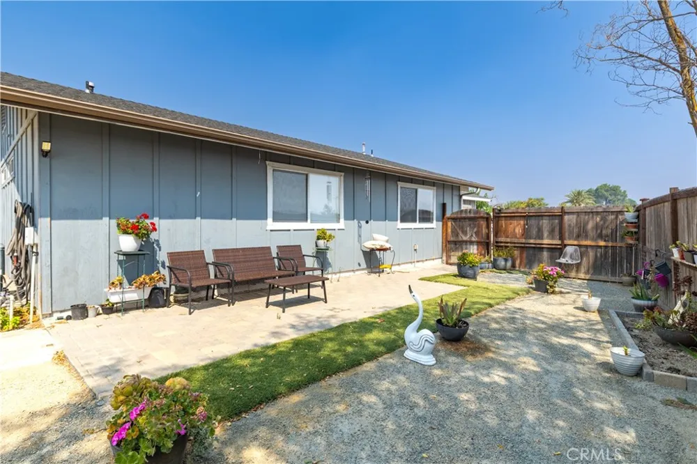 909 Mission San Miguel, CA 93451