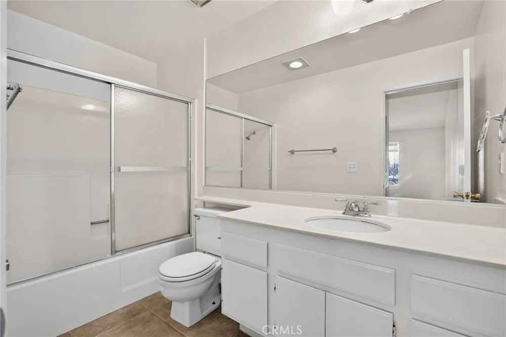 1800 E Old Ranch #166 Colton, CA 92324