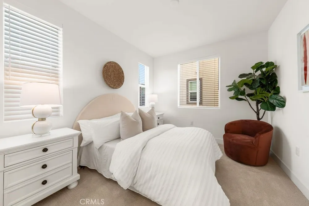 470 Lobata Irvine, CA 92618