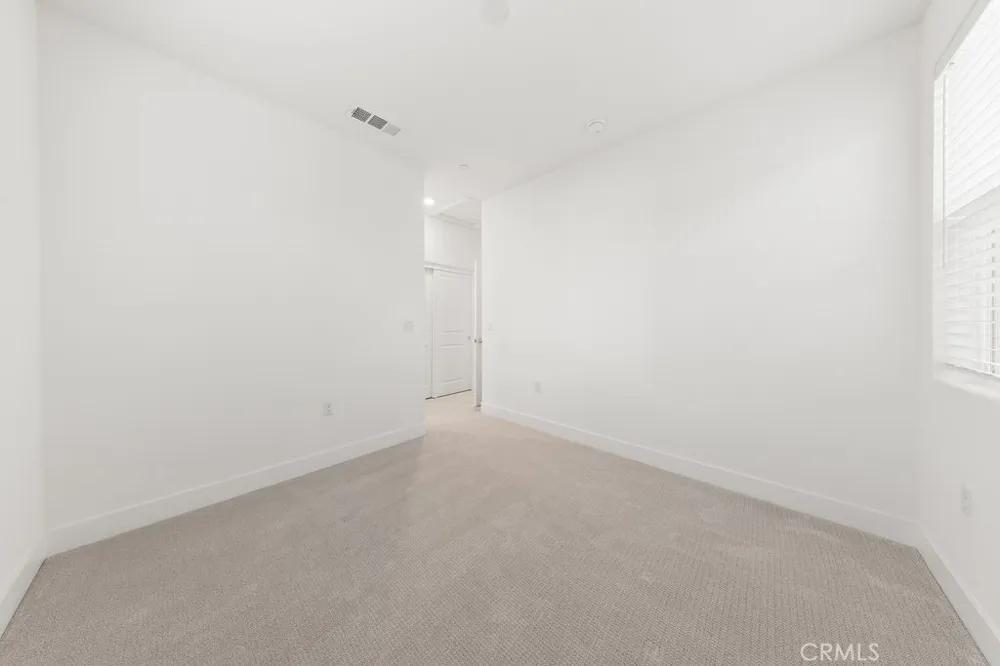 470 Lobata Irvine, CA 92618
