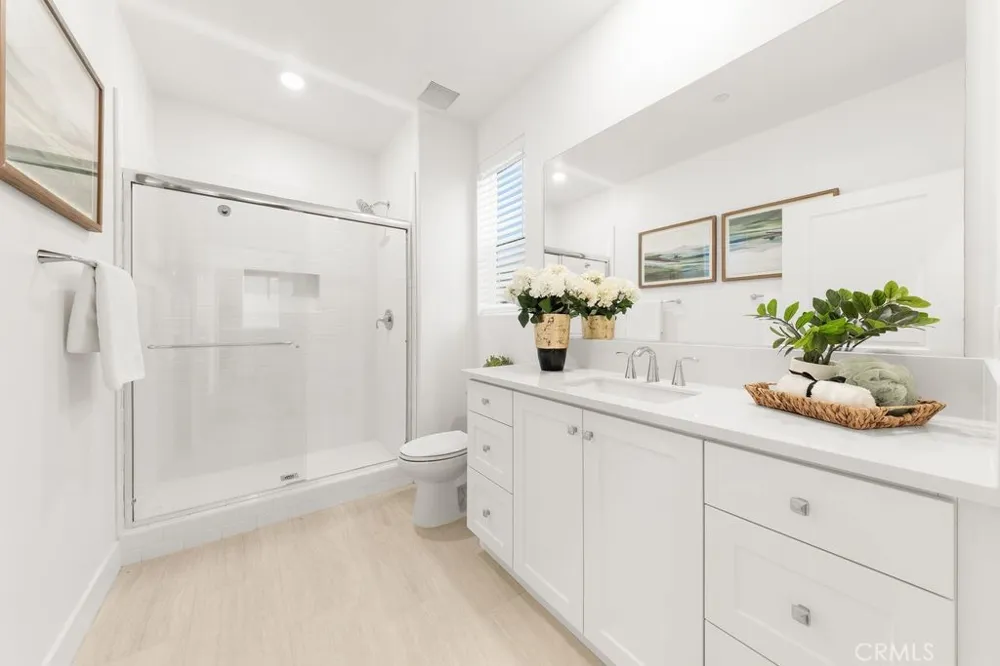 470 Lobata Irvine, CA 92618