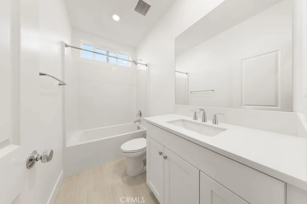 470 Lobata Irvine, CA 92618