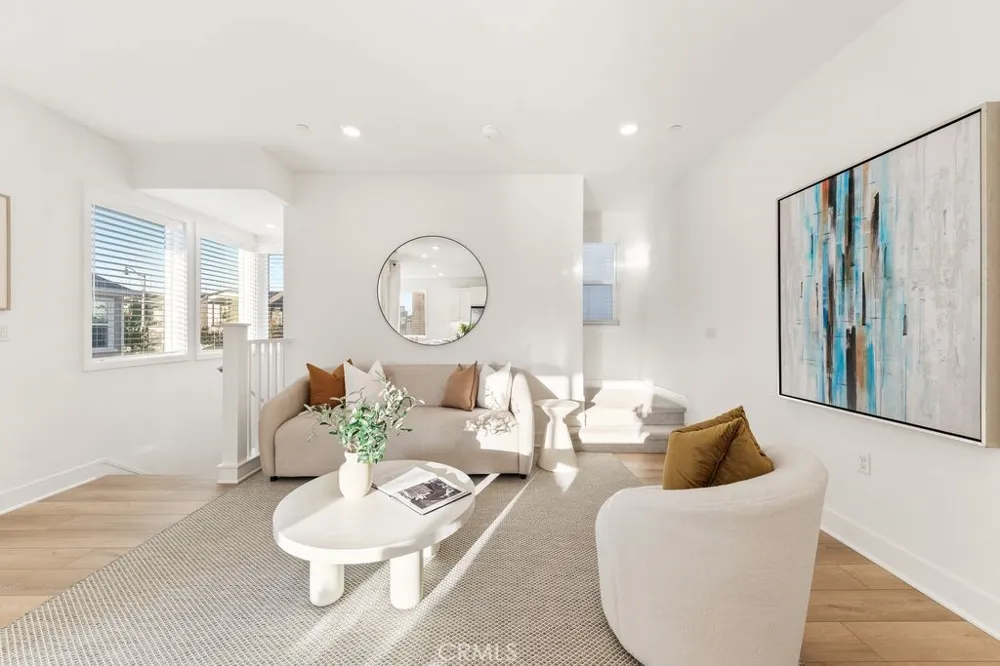 470 Lobata Irvine, CA 92618