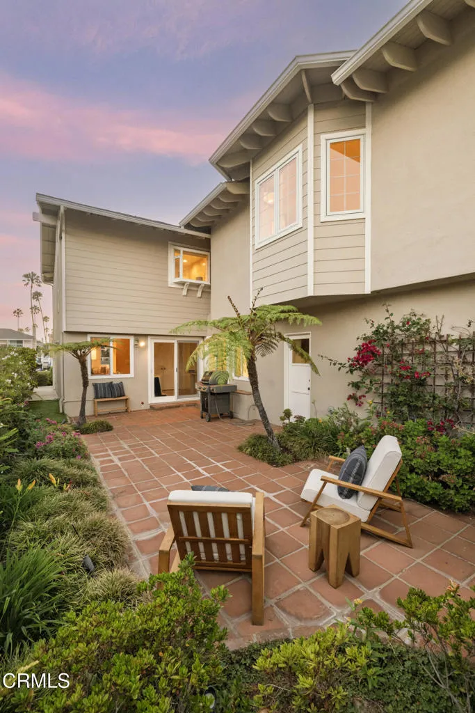 3025 Seahorse Avenue Ventura, CA 93001