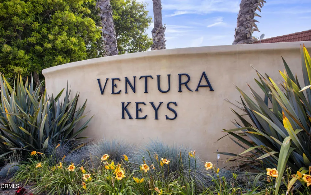 3025 Seahorse Avenue Ventura, CA 93001