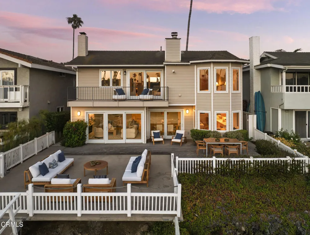 3025 Seahorse Avenue Ventura, CA 93001