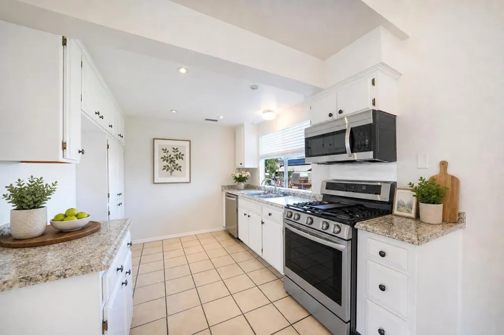 931 H STREET Ramona, CA 92065