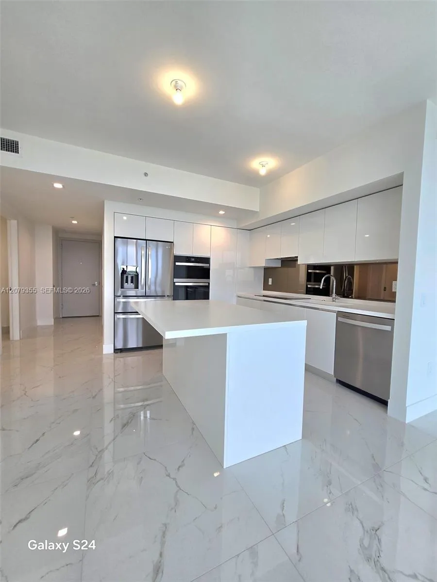 1170 E Hallandale Beach Blvd #907 Hallandale Beach, FL 33009