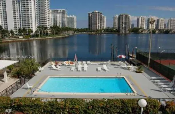 2750 NE 183rd St #601 Aventura, FL 33160