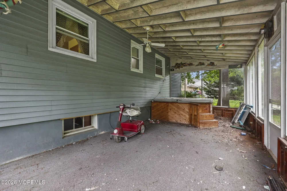 64 Berkley Avenue Colonia, NJ 07067
