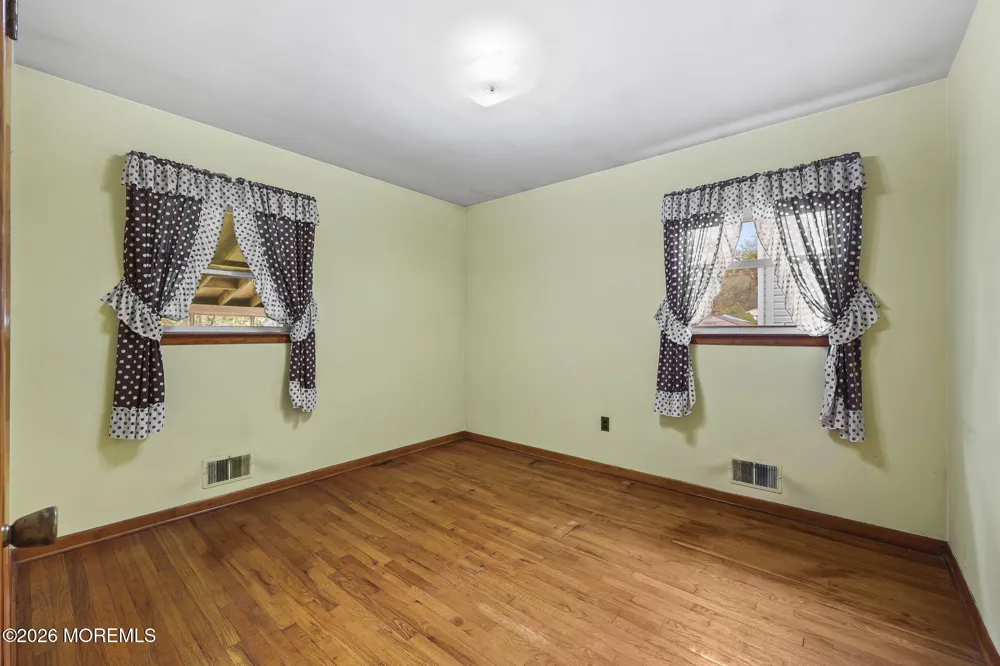 64 Berkley Avenue Colonia, NJ 07067