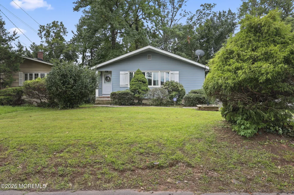64 Berkley Avenue Colonia, NJ 07067