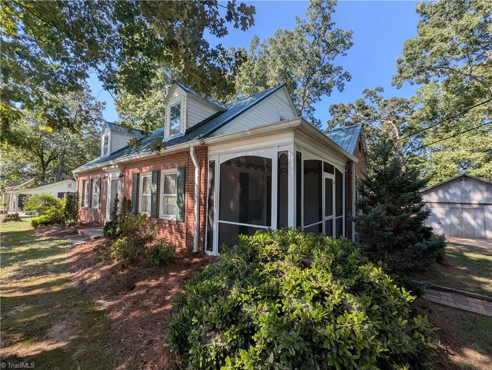 108 Ford Street Thomasville, NC 27360