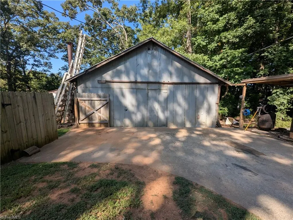 108 Ford Street Thomasville, NC 27360