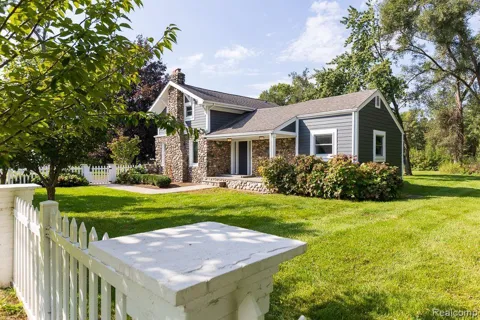 3167 BENSTEIN ROAD