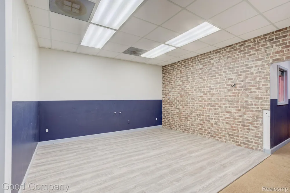 37716 Hills Tech Drive Farmington Hills City, MI 48331