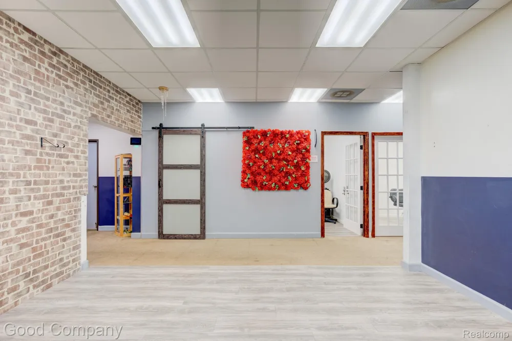 37716 Hills Tech Drive Farmington Hills City, MI 48331