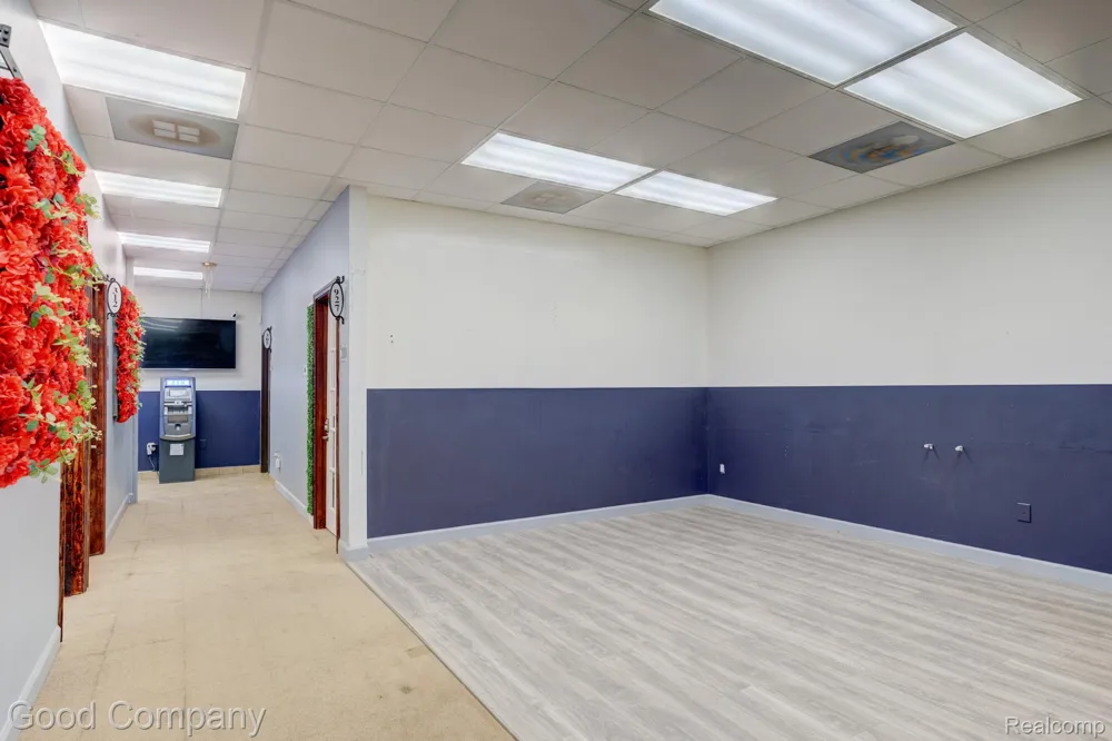 37716 Hills Tech Drive Farmington Hills City, MI 48331