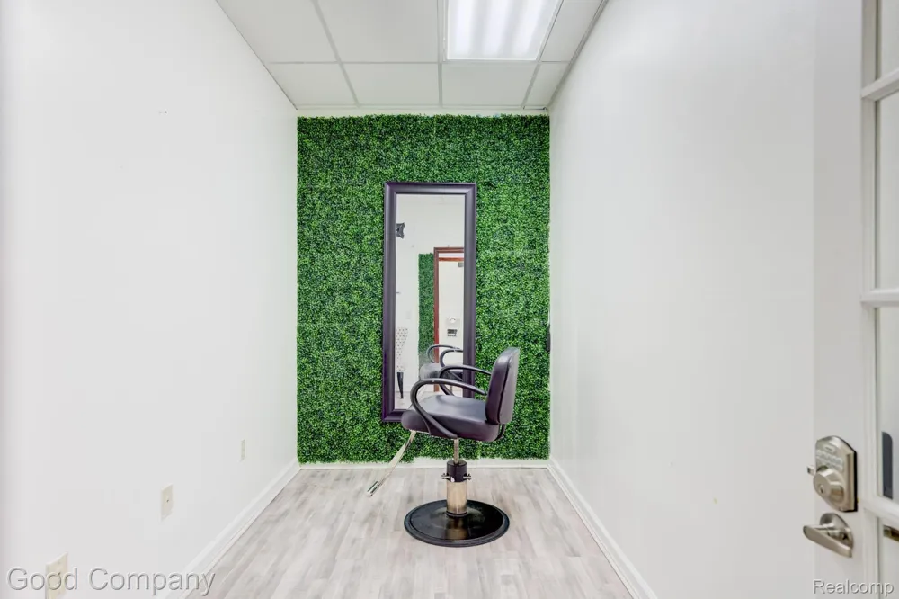 37716 Hills Tech Drive Farmington Hills City, MI 48331