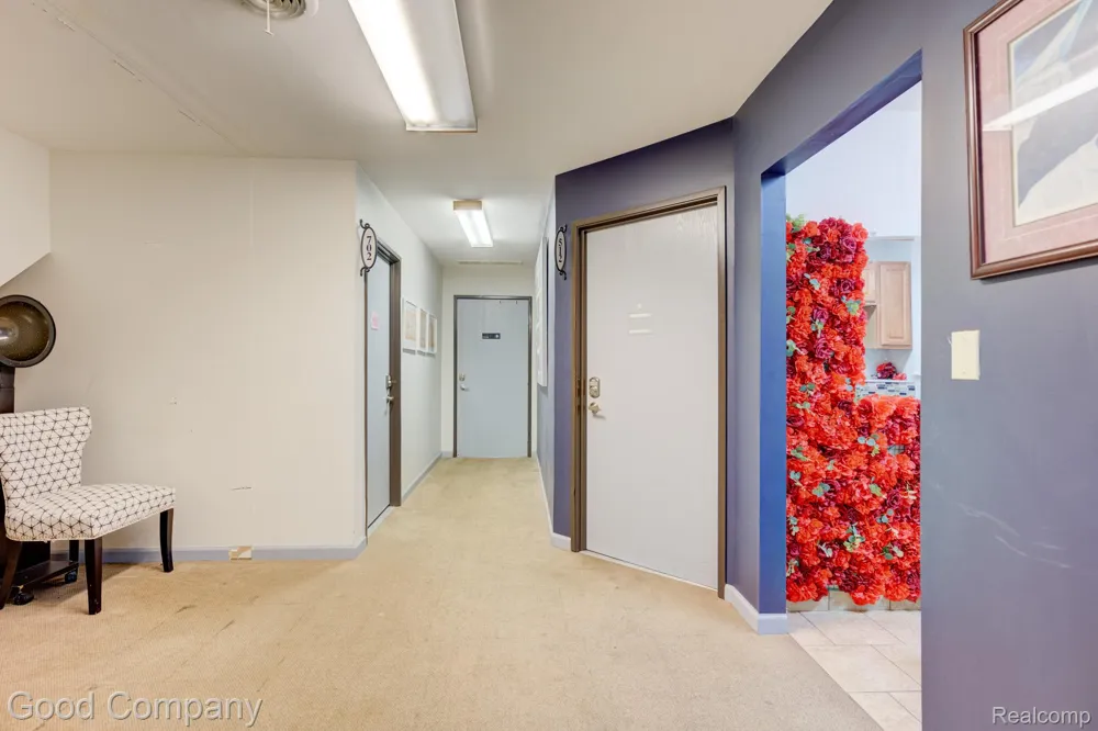 37716 Hills Tech Drive Farmington Hills City, MI 48331