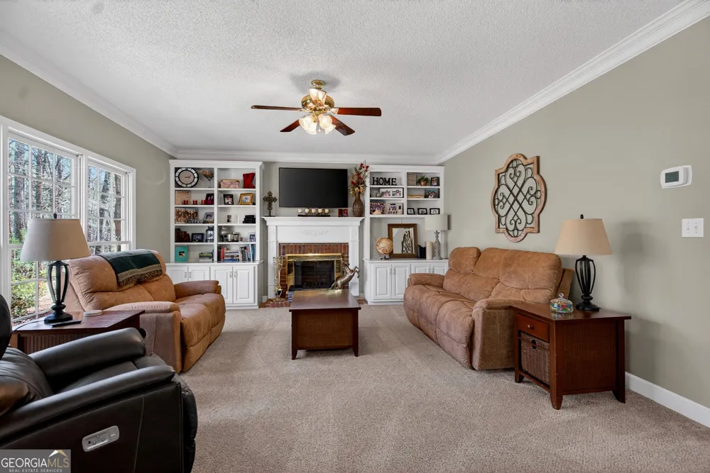 227 Ashford CIR LaGrange, GA 30240