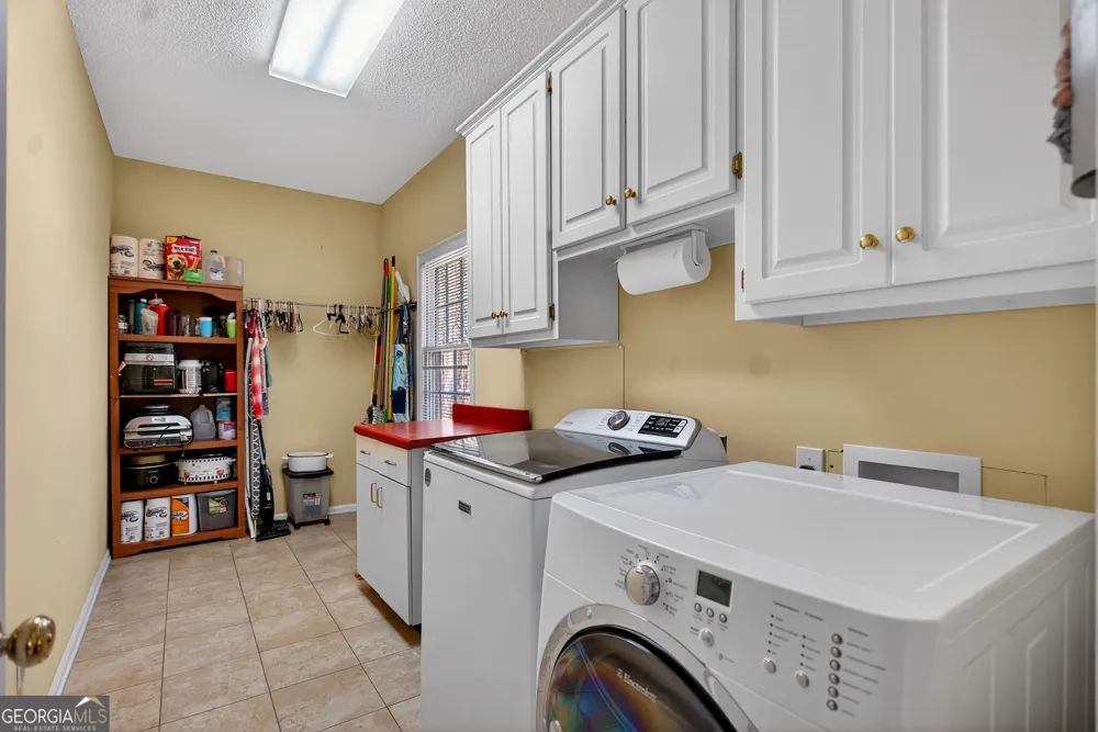 227 Ashford CIR LaGrange, GA 30240