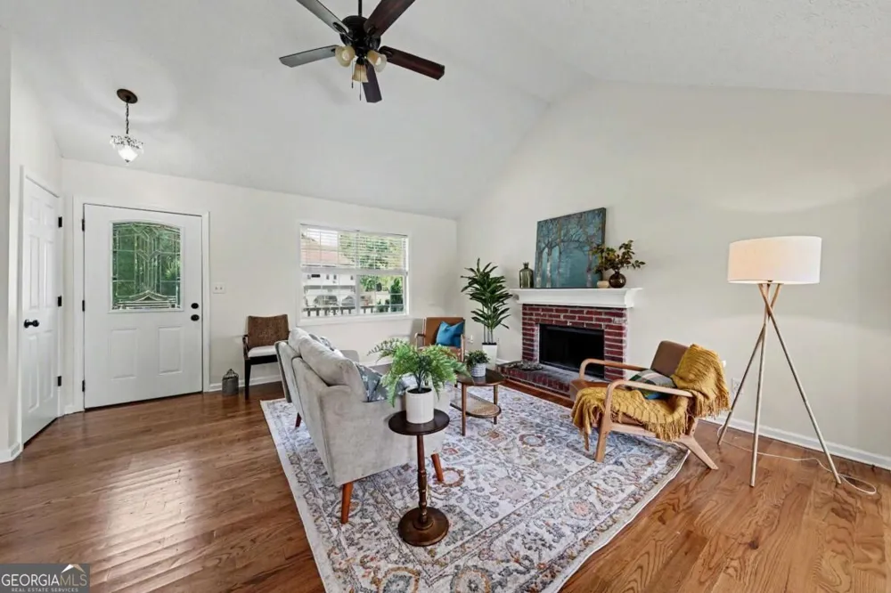 2765 Old Barn TRL Powder Springs, GA 30127