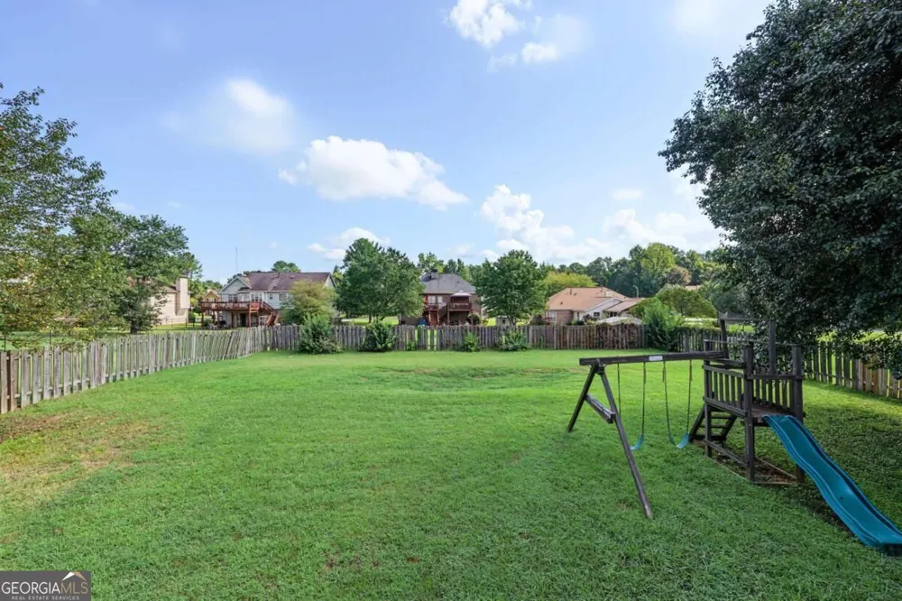 2765 Old Barn TRL Powder Springs, GA 30127