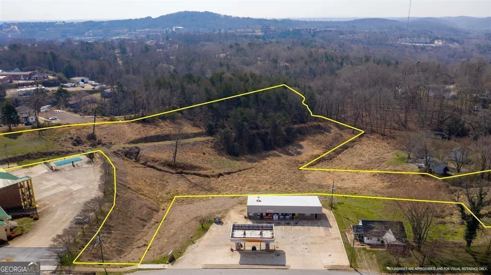 635 North Grove ST Dahlonega, GA 30533