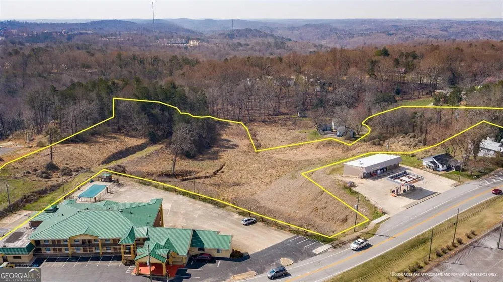 635 North Grove ST Dahlonega, GA 30533