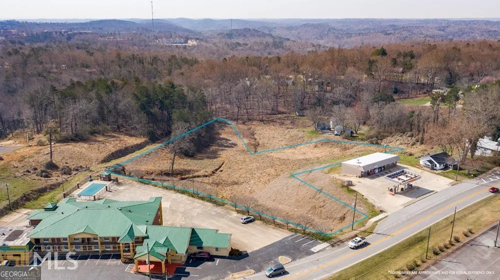 635 North Grove ST Dahlonega, GA 30533