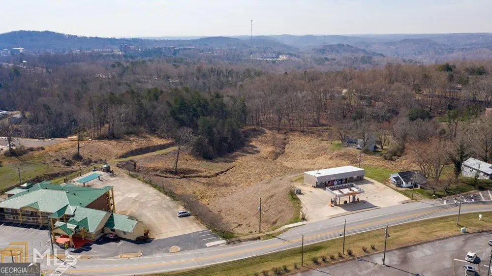 635 North Grove ST Dahlonega, GA 30533