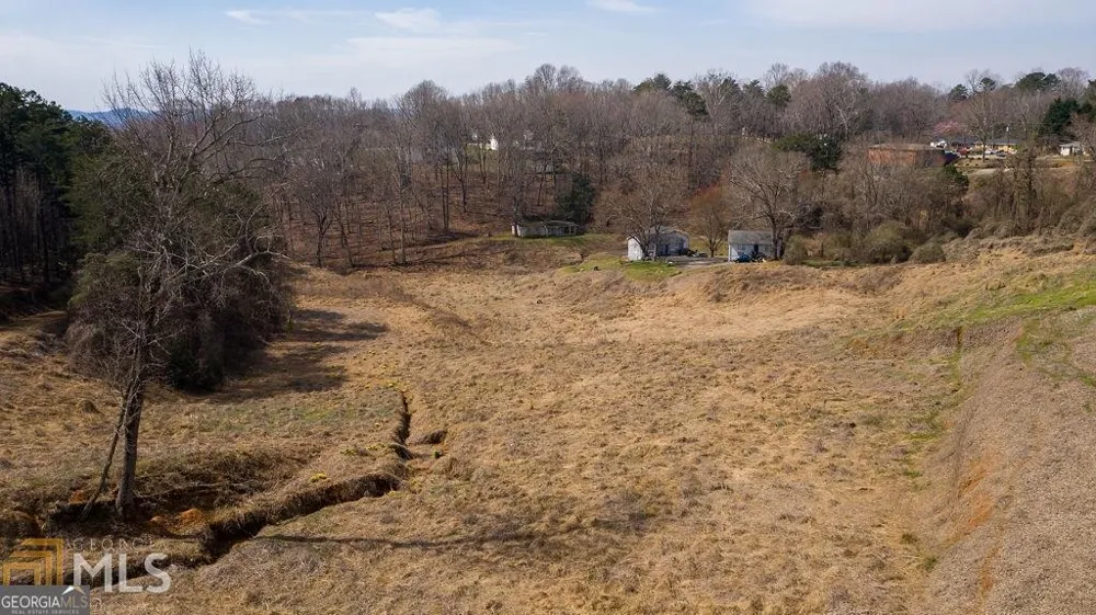635 North Grove ST Dahlonega, GA 30533
