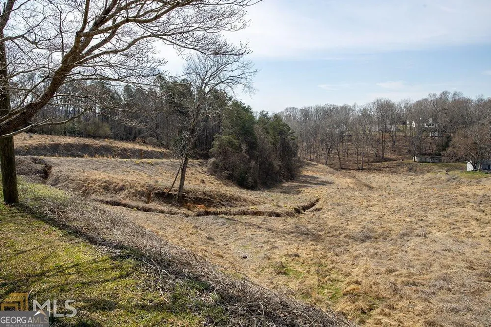 635 North Grove ST Dahlonega, GA 30533