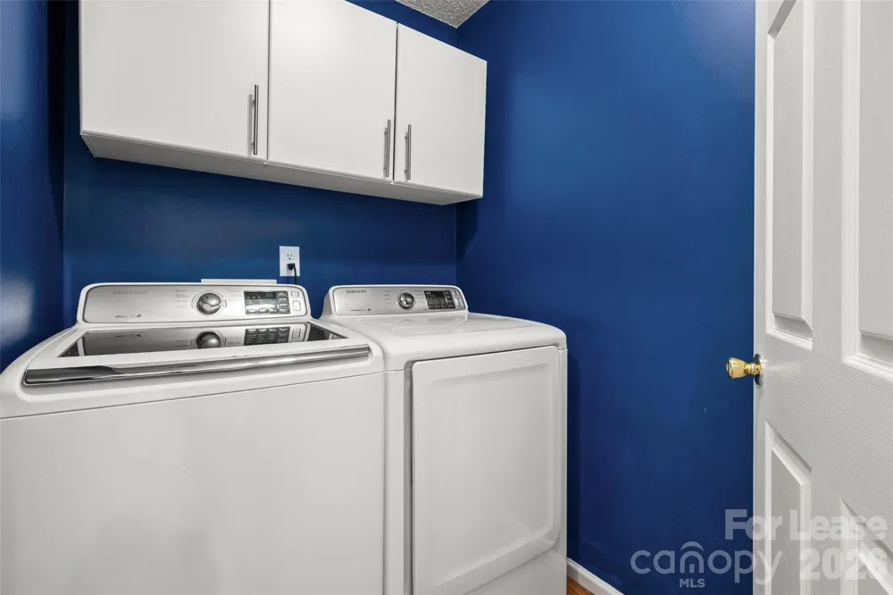 1841 Birch Heights Court Charlotte, NC 28213