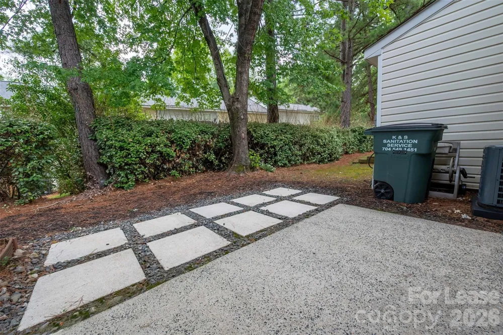 1841 Birch Heights Court Charlotte, NC 28213