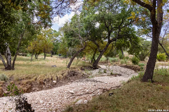 190 Enchanted Valley Rd Kerrville, TX 78028