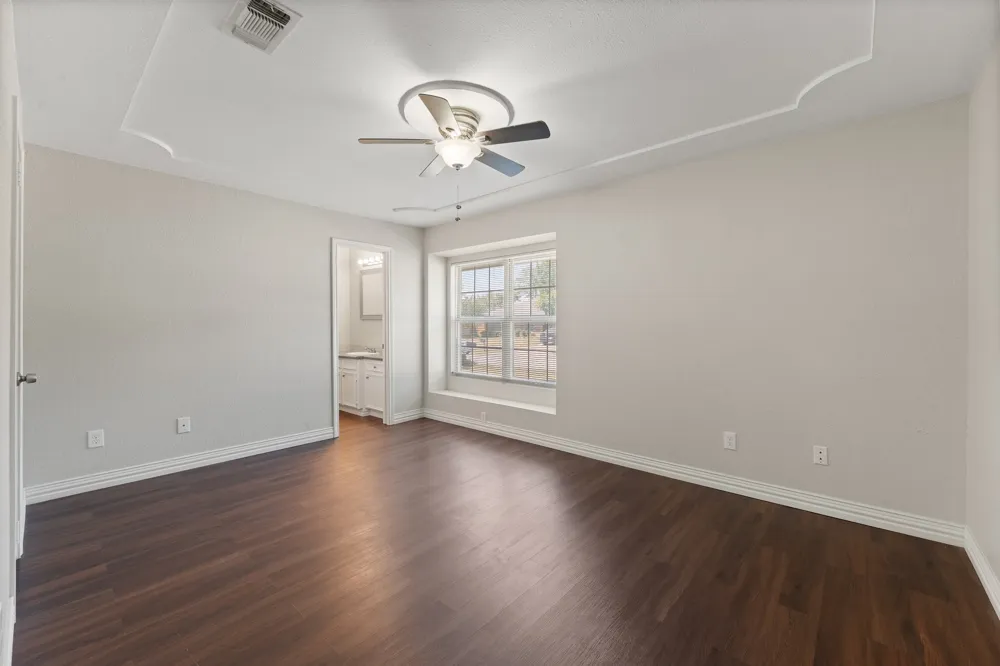 433 Black Oak Lane Burleson, TX 76028