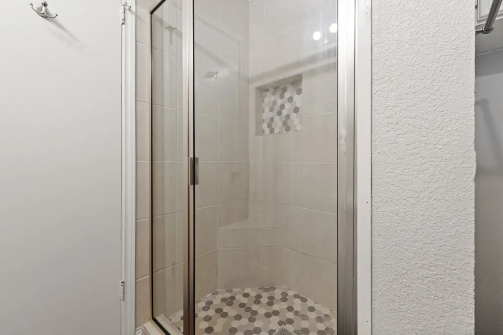 433 Black Oak Lane Burleson, TX 76028