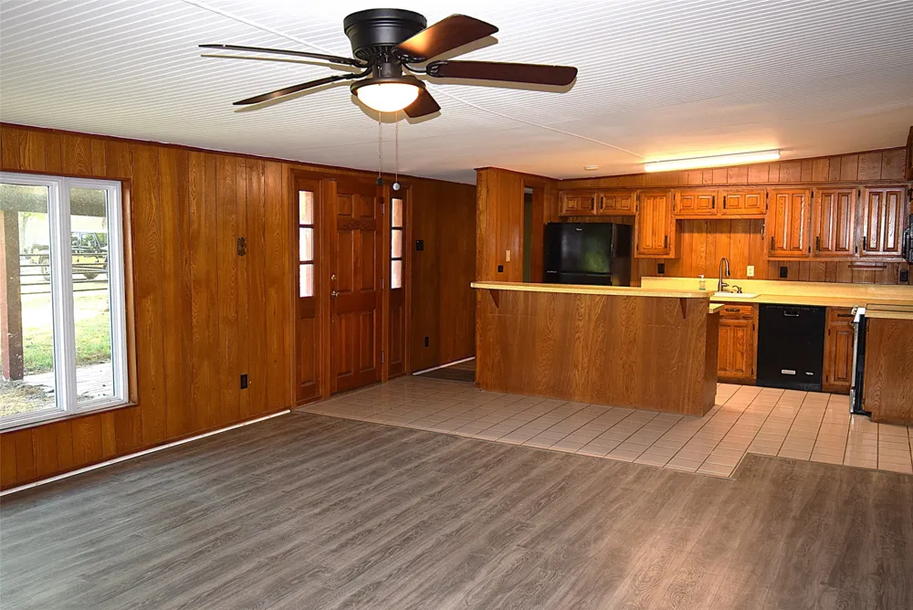 2222 CR-134 Kaufman, TX 75142