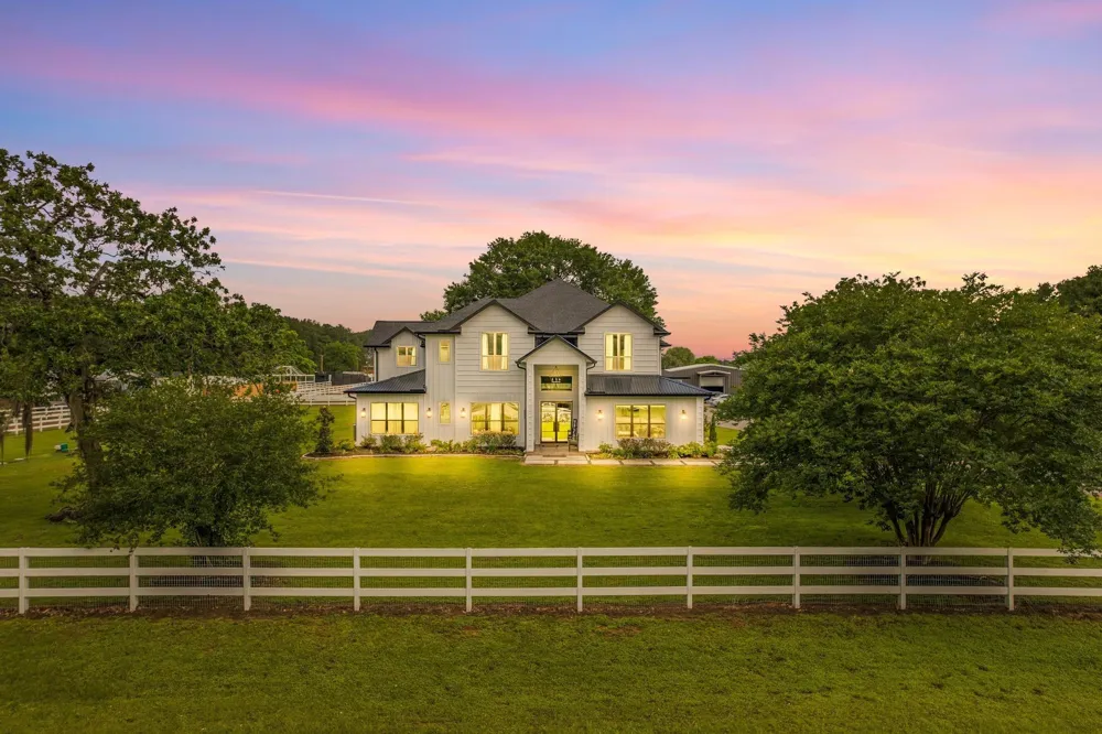 1046 Goodson Loop Pinehurst, TX 77362