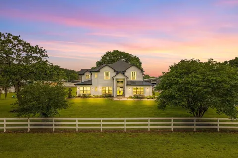 1046 Goodson Loop
