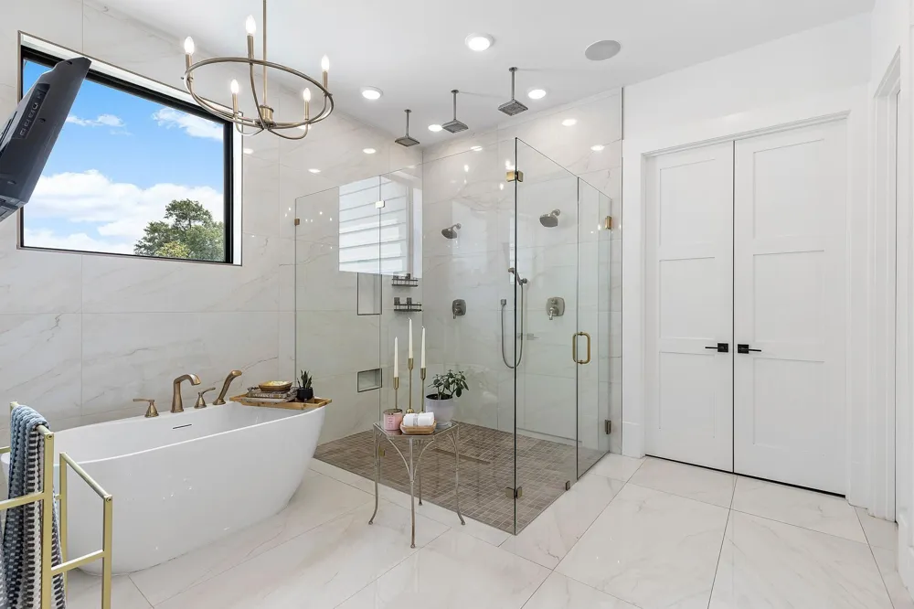 1046 Goodson Loop Pinehurst, TX 77362