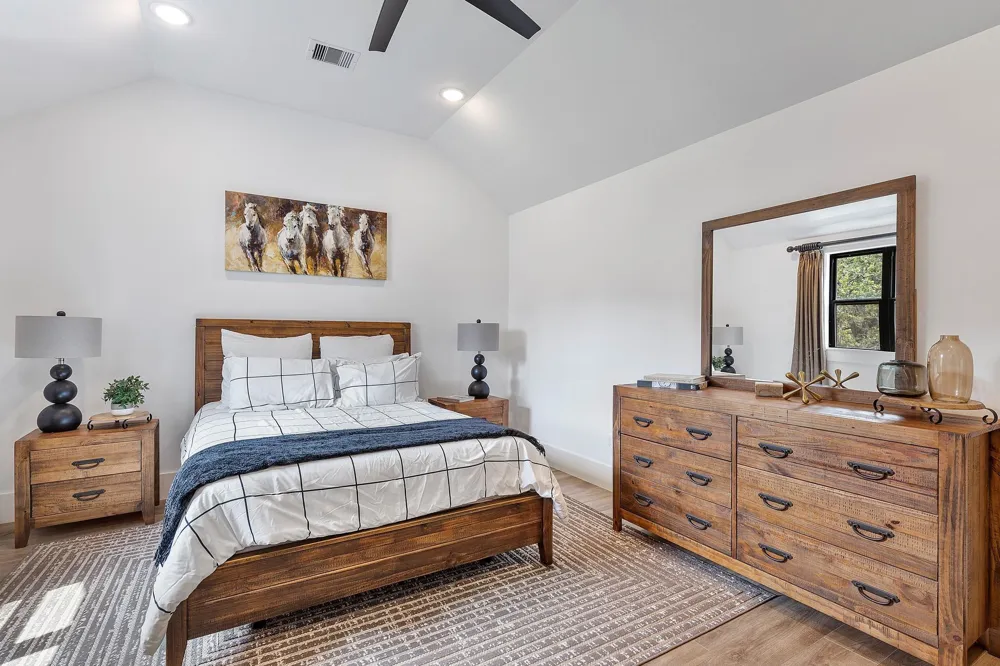 1046 Goodson Loop Pinehurst, TX 77362