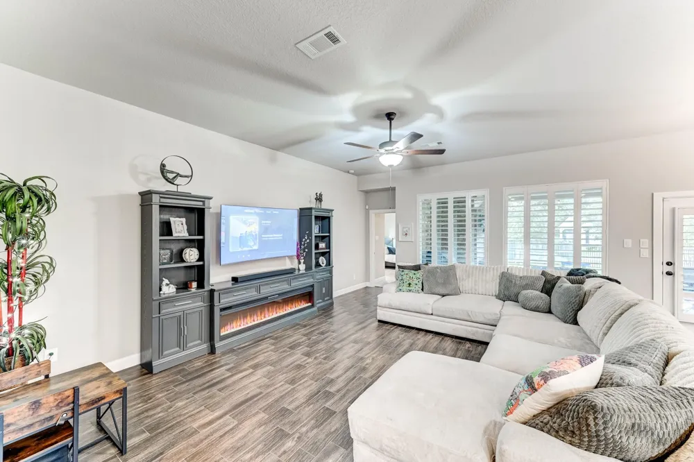 404 Summit Ridge Court Willis, TX 77318