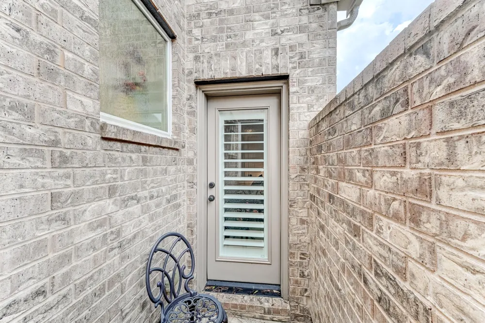 404 Summit Ridge Court Willis, TX 77318