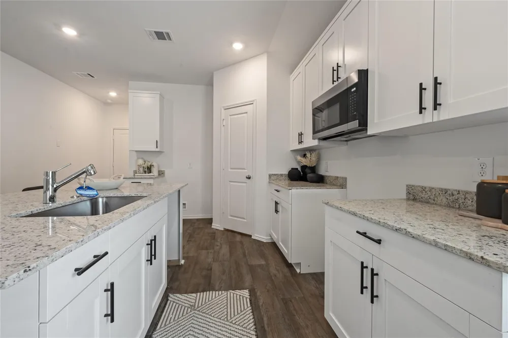 31335 Harp Ridge Drive Fulshear, TX 77441