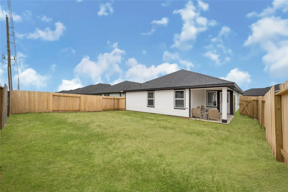 31335 Harp Ridge Drive Fulshear, TX 77441