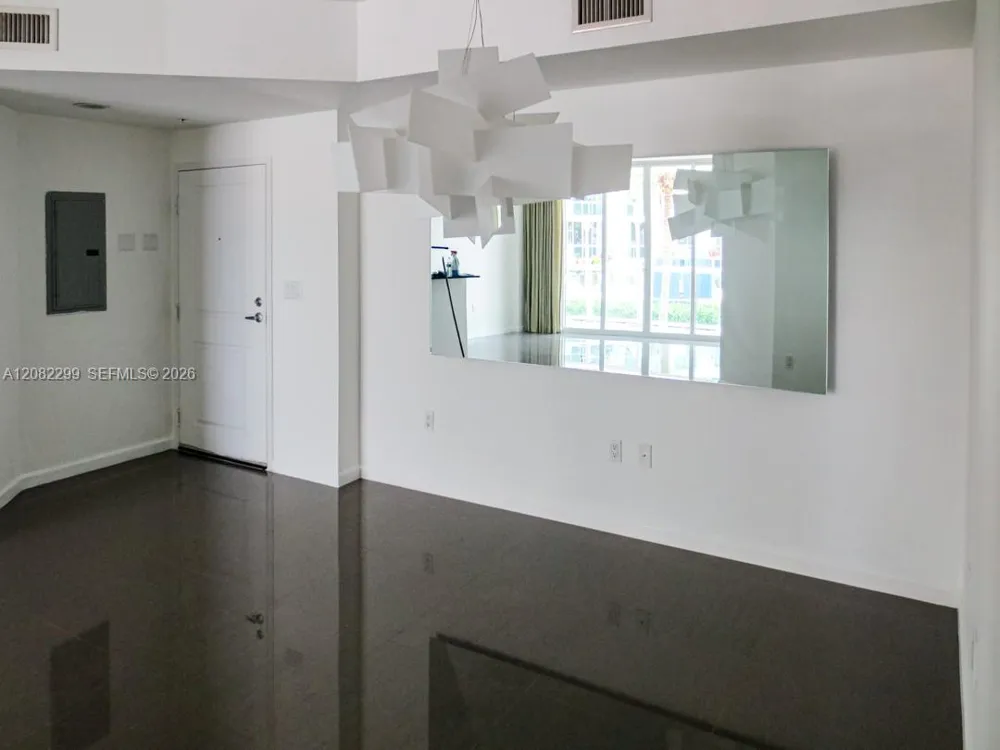 7900 Harbor Island Dr #606 North Bay Village, FL 33141
