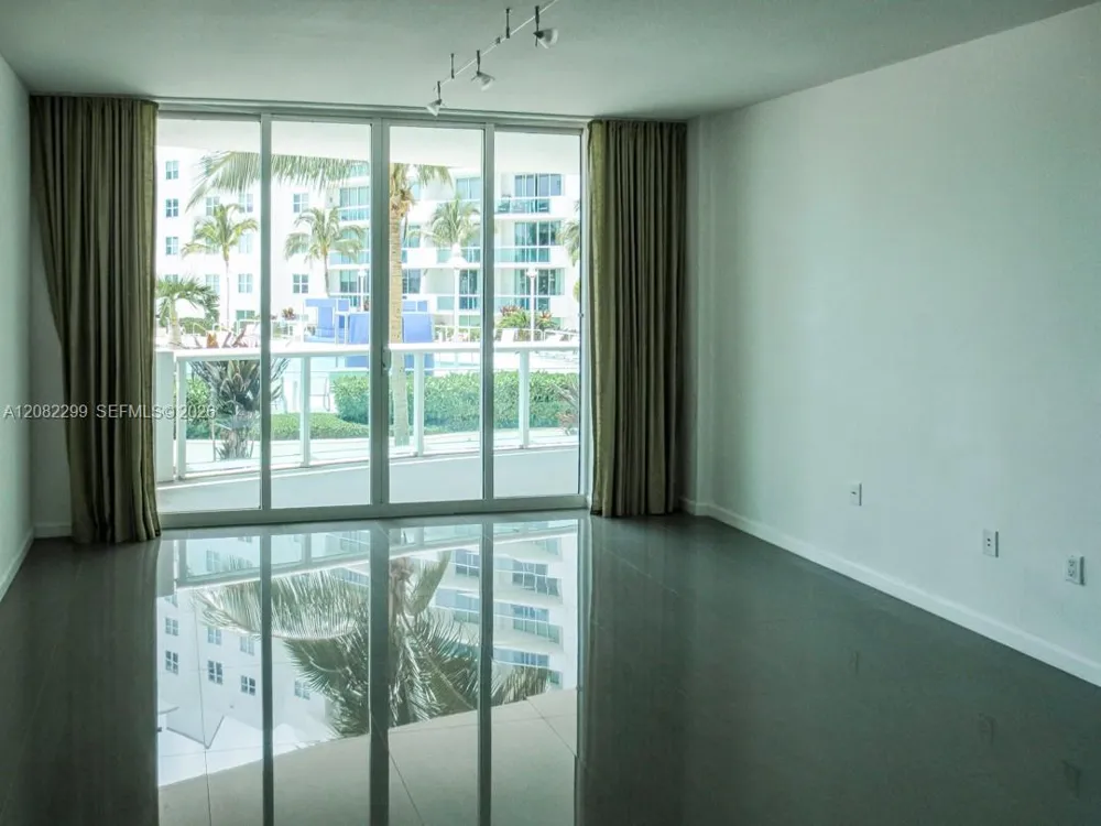 7900 Harbor Island Dr #606 North Bay Village, FL 33141